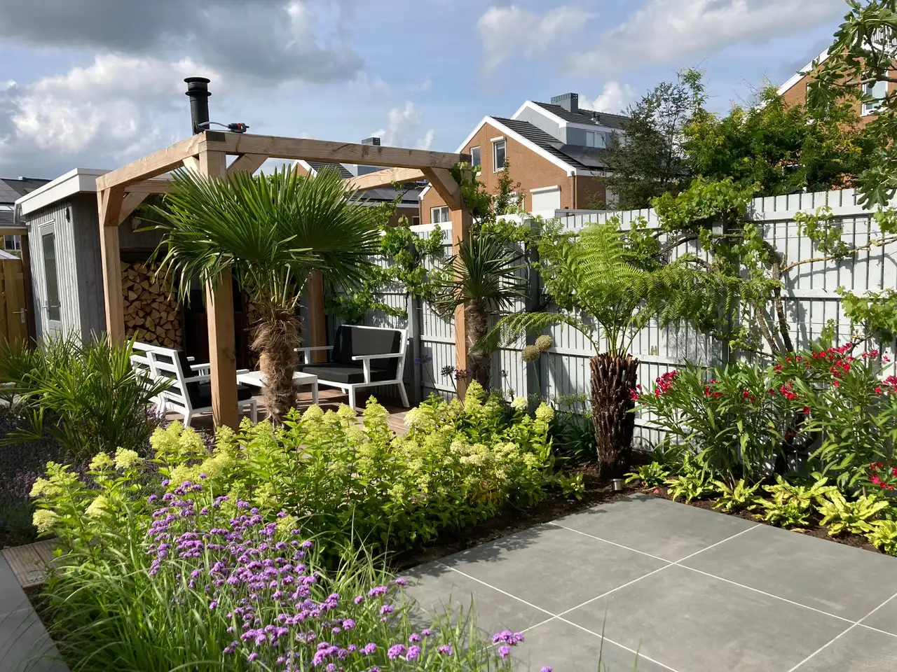 Klassieke Bestrating - Gerealiseerd project door Hovenier Hoofddorp